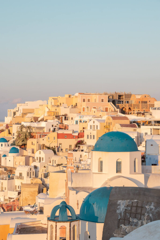 10 places to see in santorini